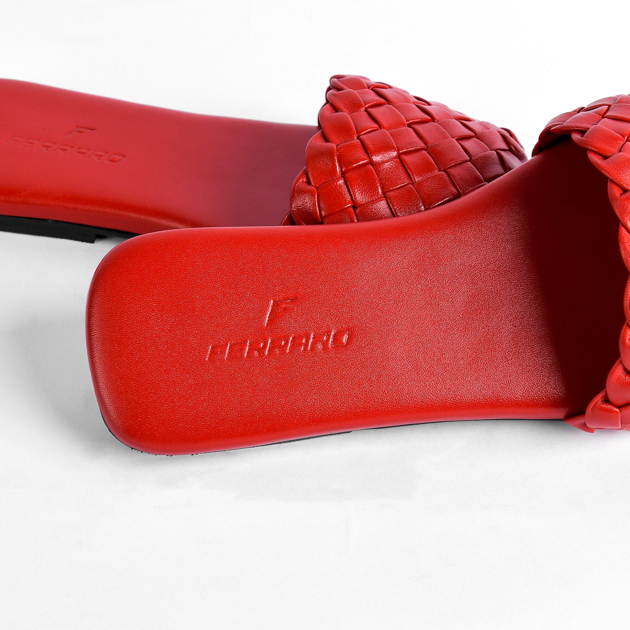 Aria Slipper